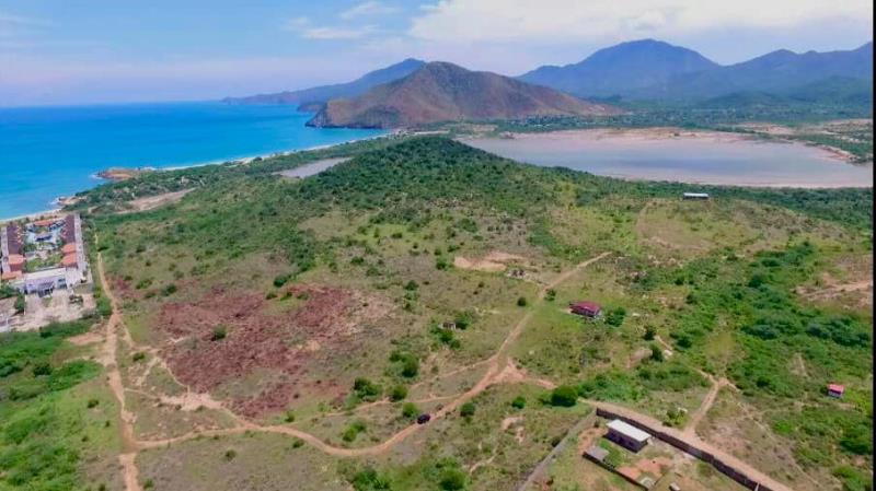 Terreno en Playa Caribe