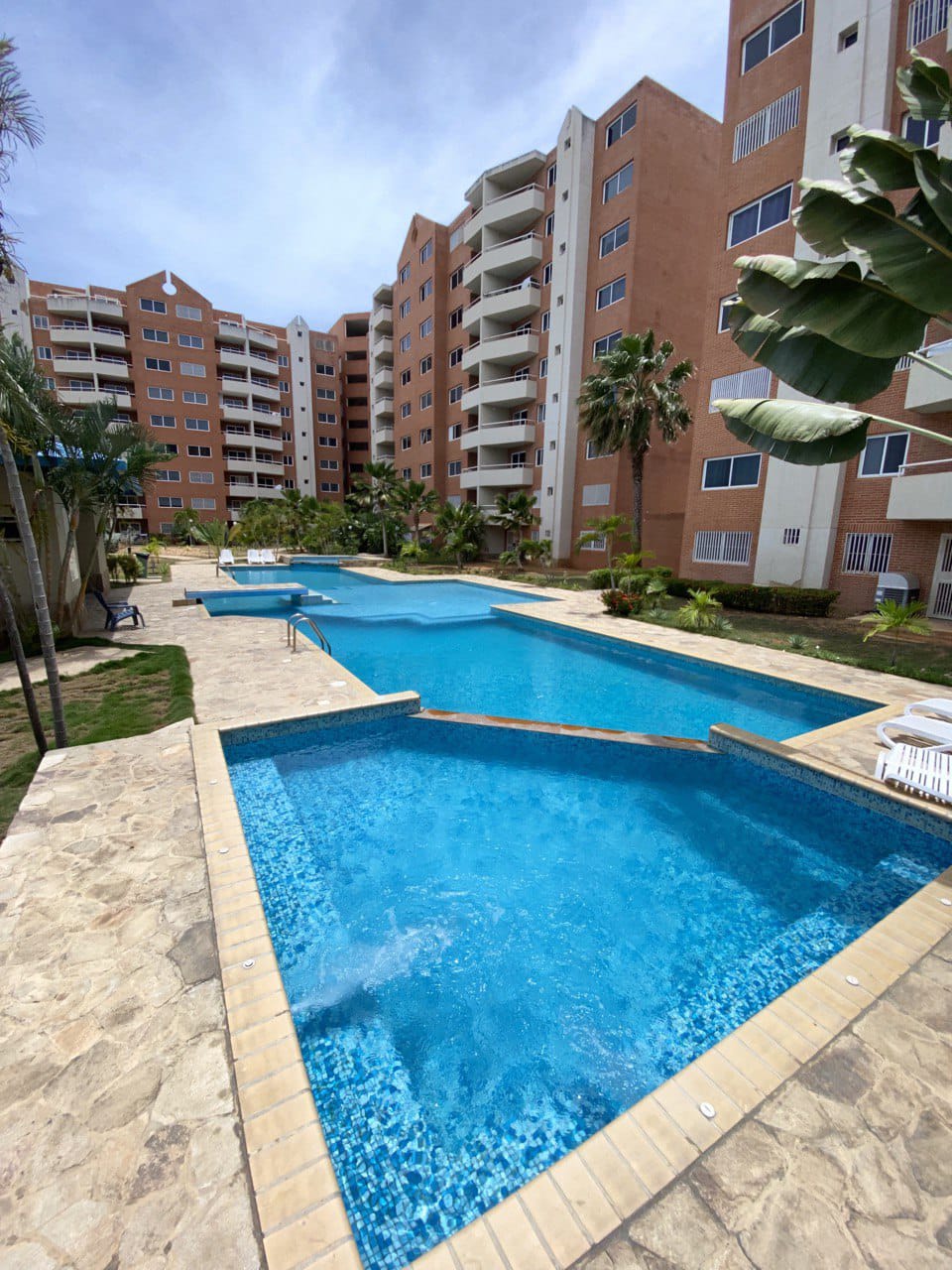 Apartamento en Av. Aldonza Manrique 