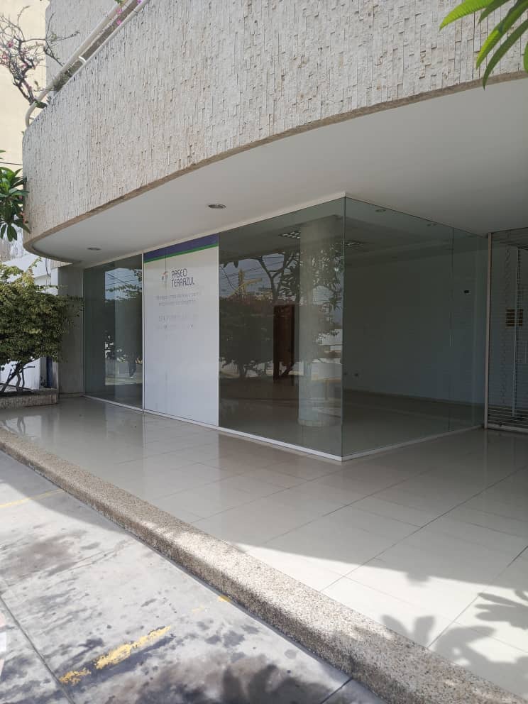 Local de 120 mts en Porlamar