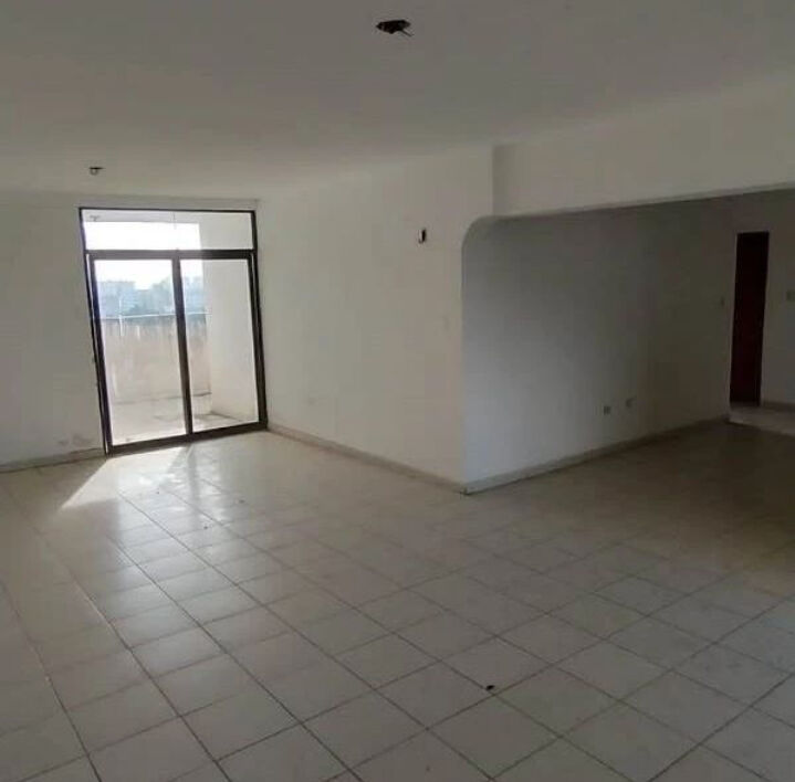 Apartamento de 137 mts. en Porlamar 