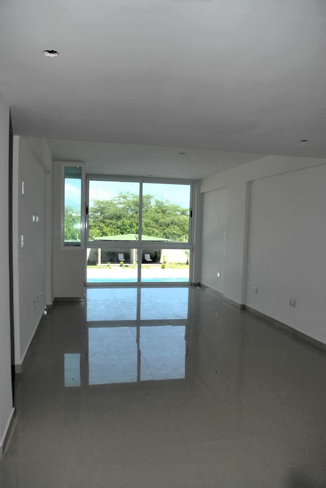 Apartamento de 85 mts en Urb. Dumar