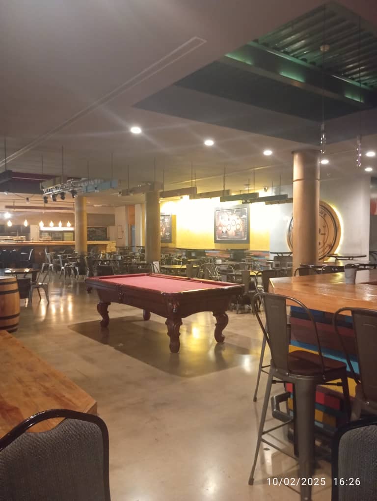 Bar- Rest.- Sala show
