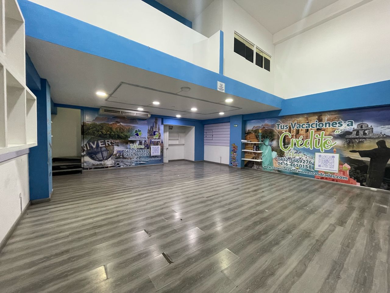 Local dúplex en Av. Bolívar 