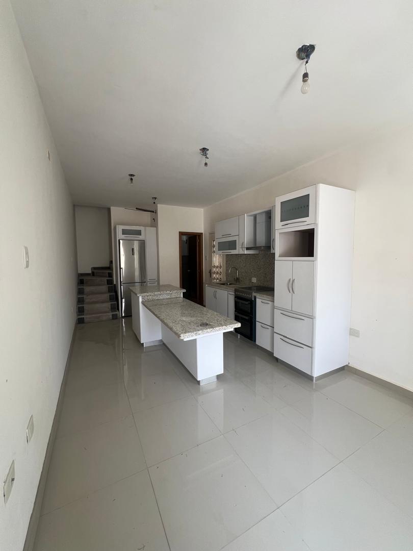 Townhouse en La Asunción 