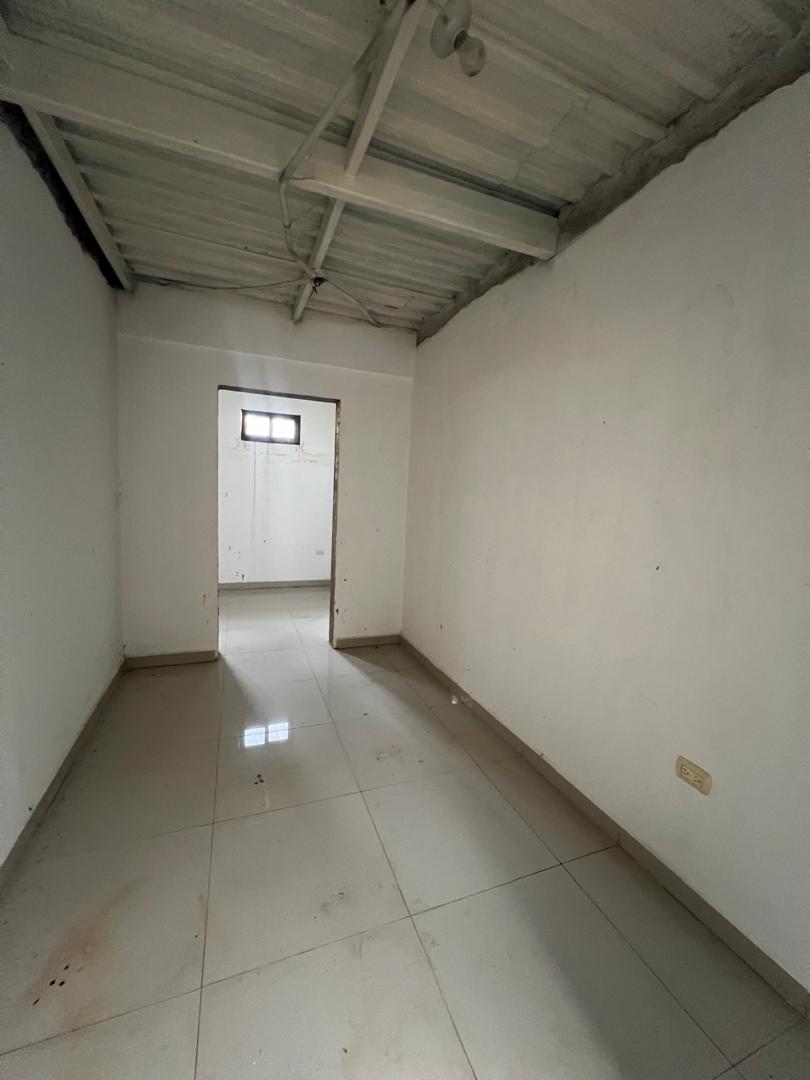 Townhouse en La Asunción. Obra blanca 