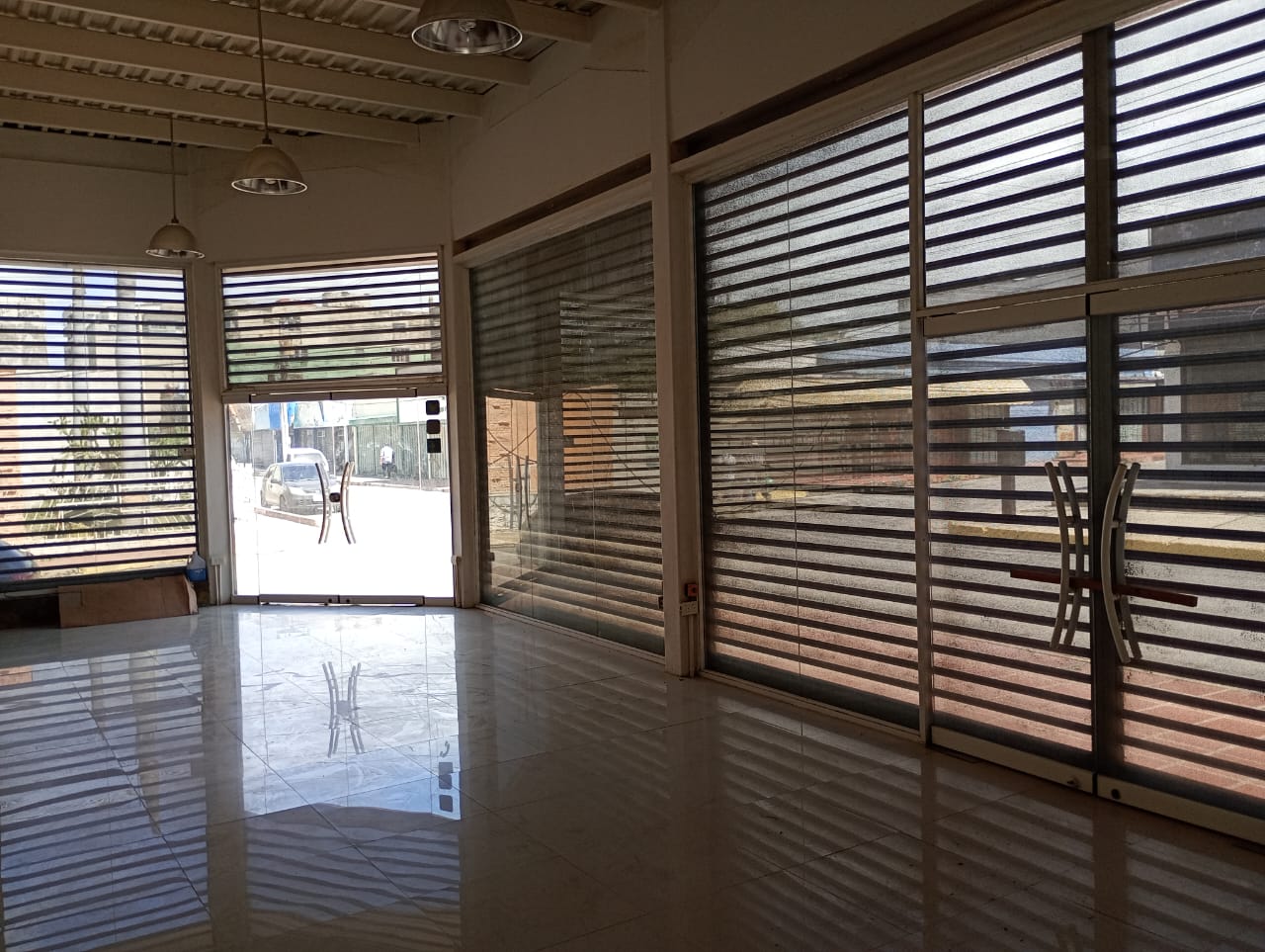 Centro Empresarial en Porlamar. Venta o alquiler 