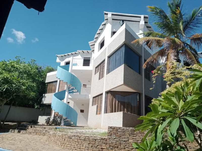 Hotel en Playa El Yaque