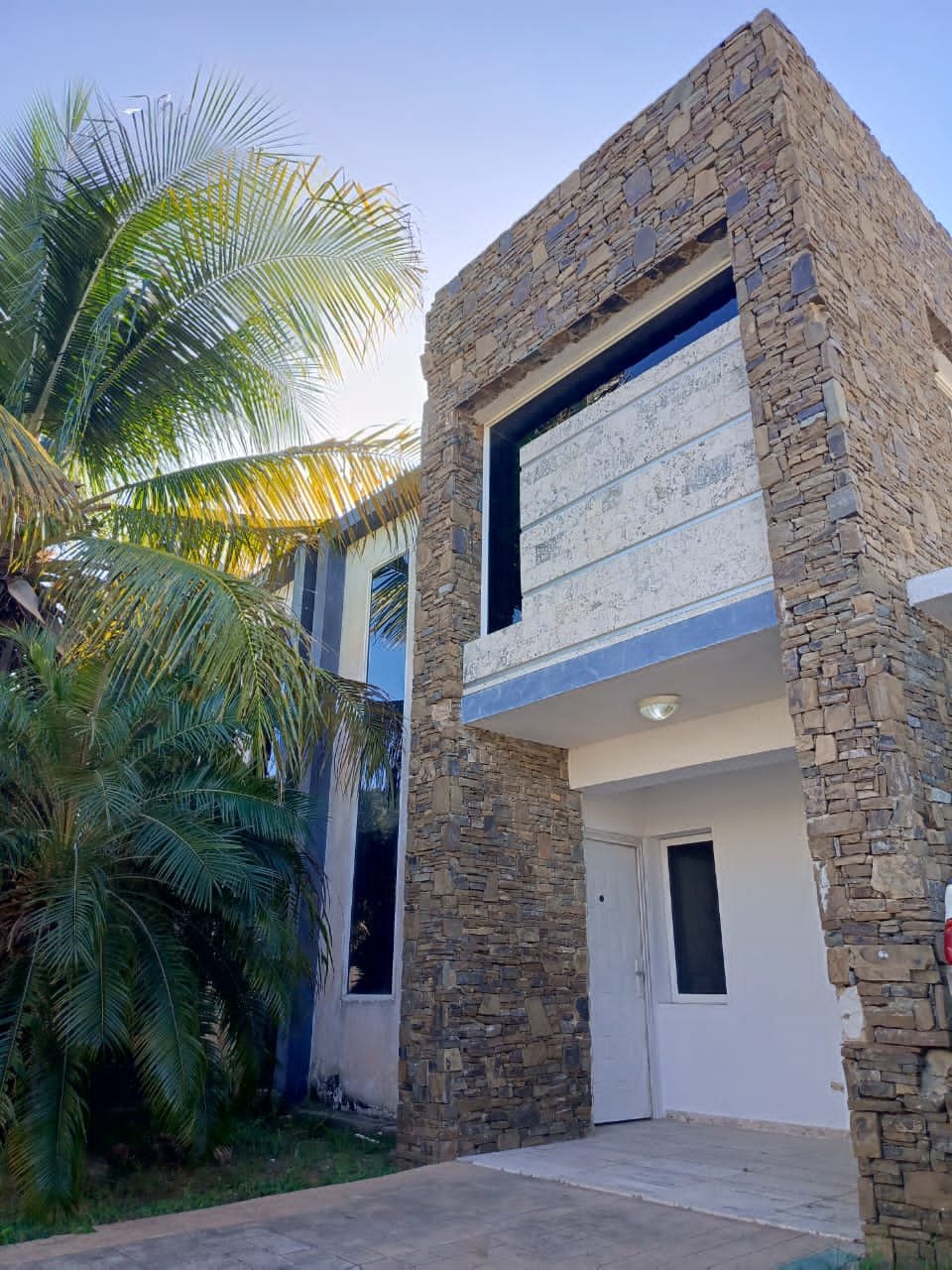 Townhouse en Pampatar. RESERVADO 