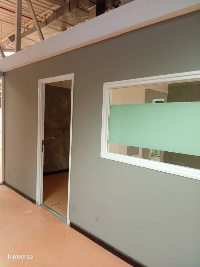 Local 70 mts en Rattan Plaza 