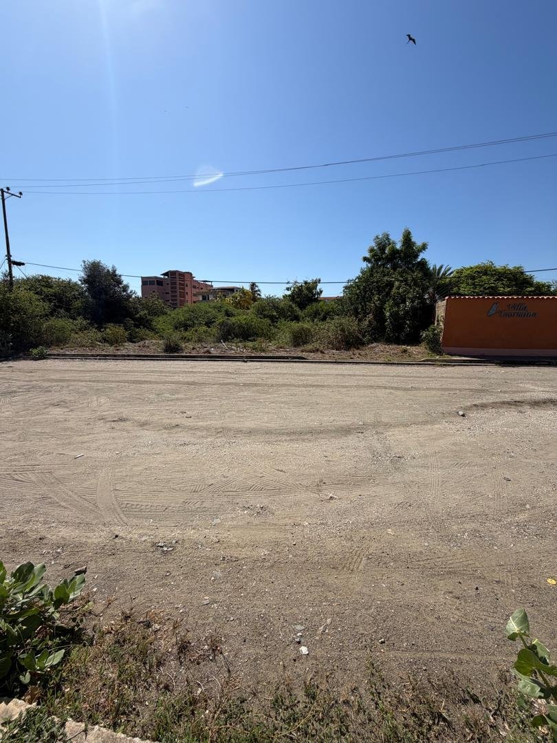 Terreno en Playa El Agua 